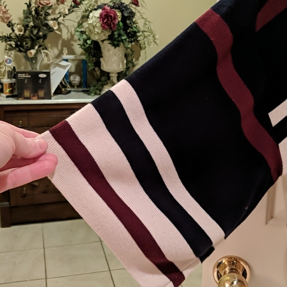 LOFT Navy Blue, Cream & Burgundy sweater - Picture 2 of 5